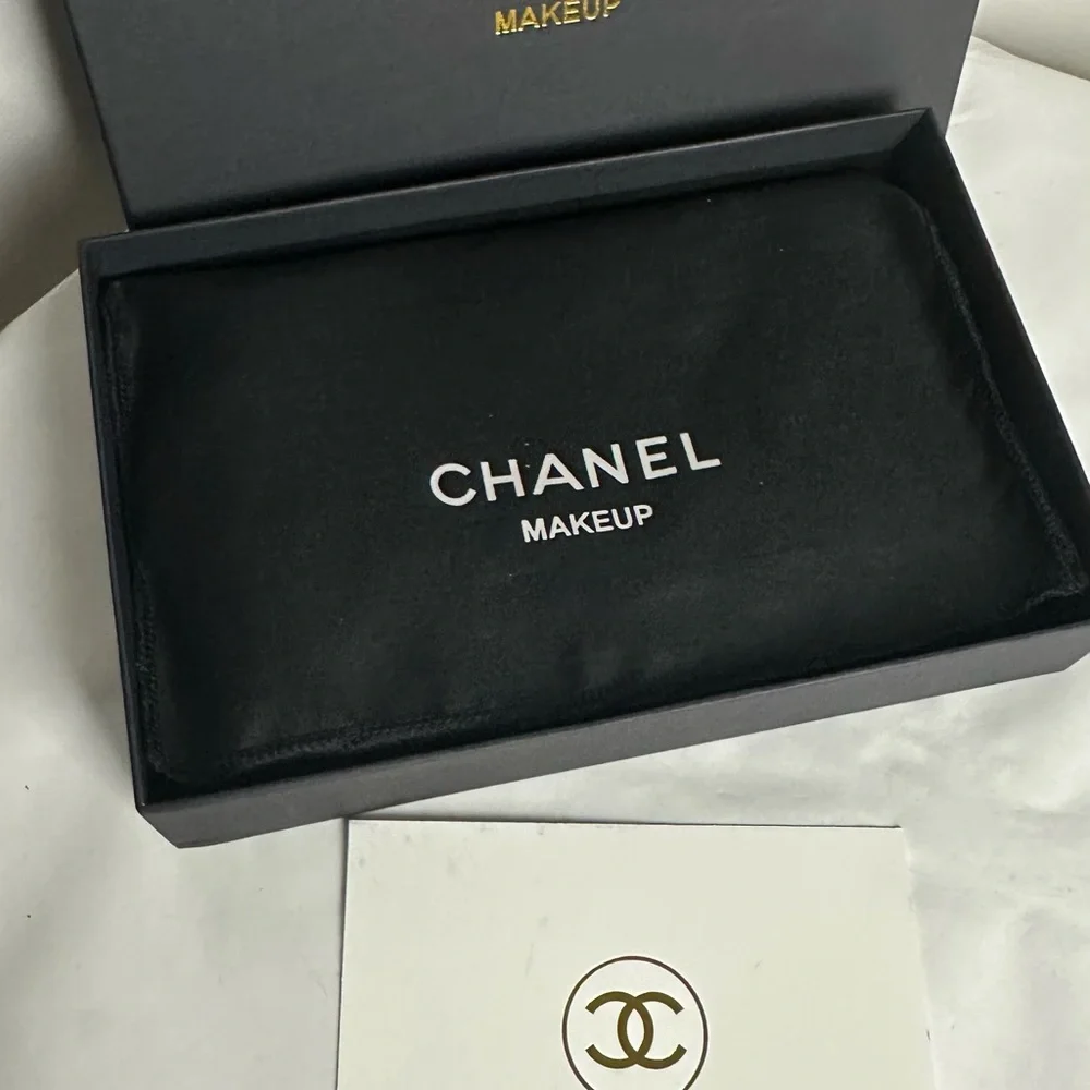 CHANEL Black Quilted Makeup Pouch with Gold Logo - Picture 6 of 9